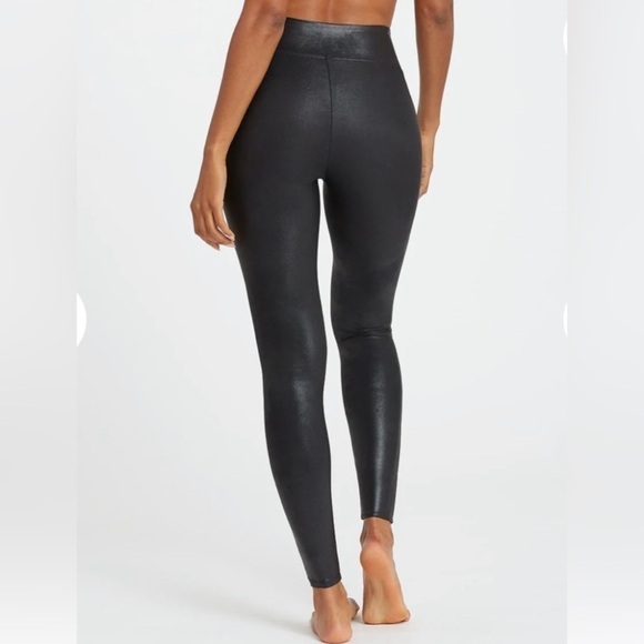 Spanx Shimmer Leggings Black High Rise Stretch Pull On metallic size L Pettite - Picture 2 of 9